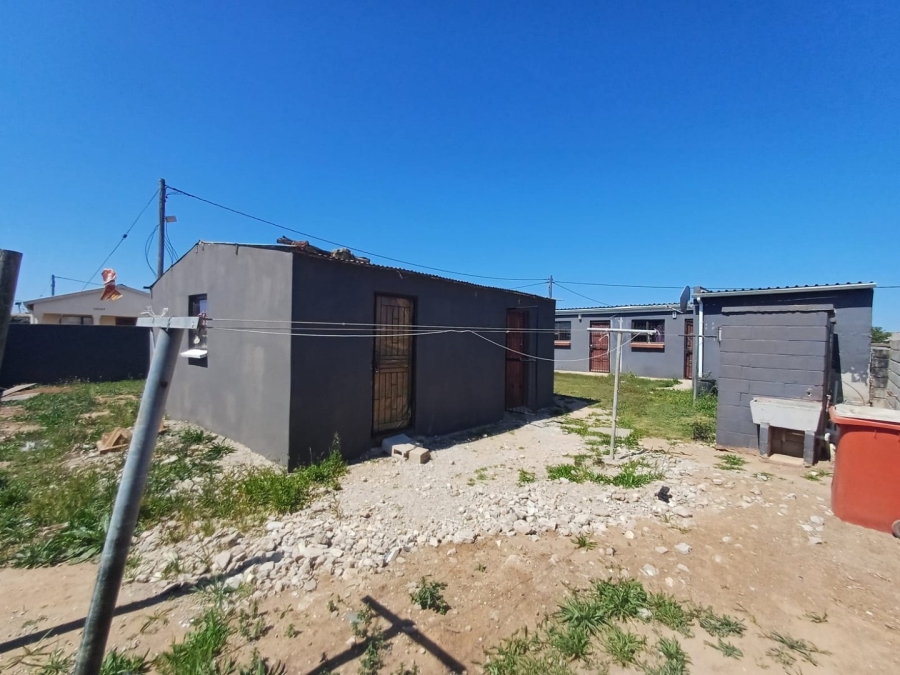 2 Bedroom Property for Sale in Govan Mbeki Eastern Cape